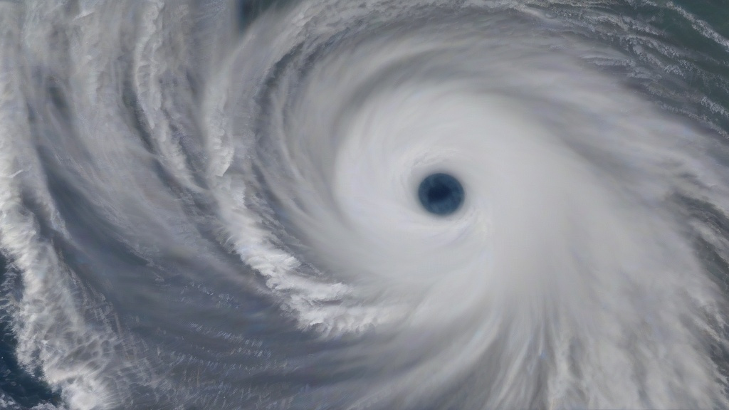 从台风到晴天：天气灾害背后的气象观测与应对智慧