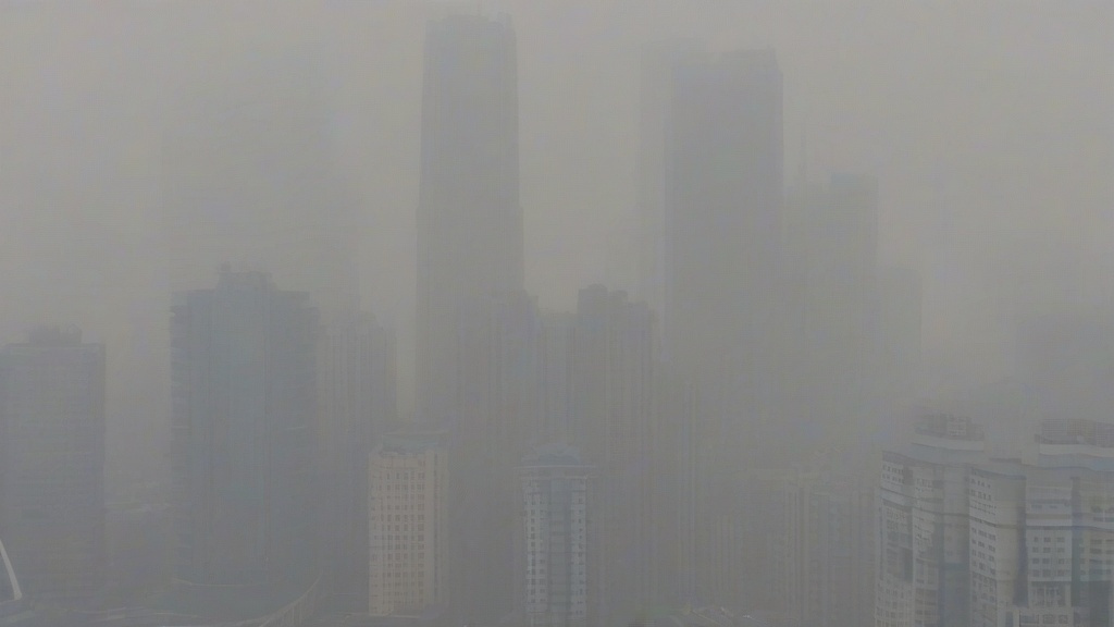 极端天气与雾霾：双重挑战下的生存启示录